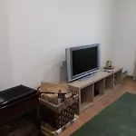 A Primeira Casinha Do Me-Me