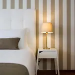 Art 4 You Cascais Suites