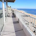 Blue Sea Apartment