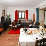 Dias House