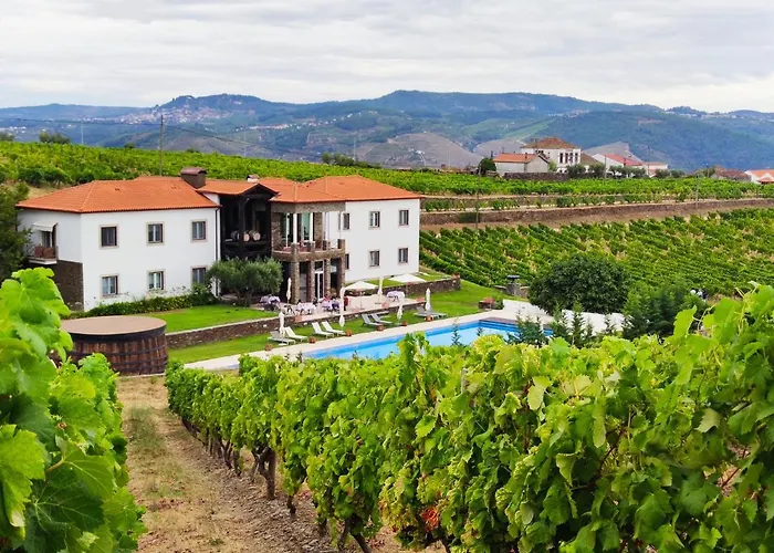 Casa Das Pipas / Quinta Do Portal