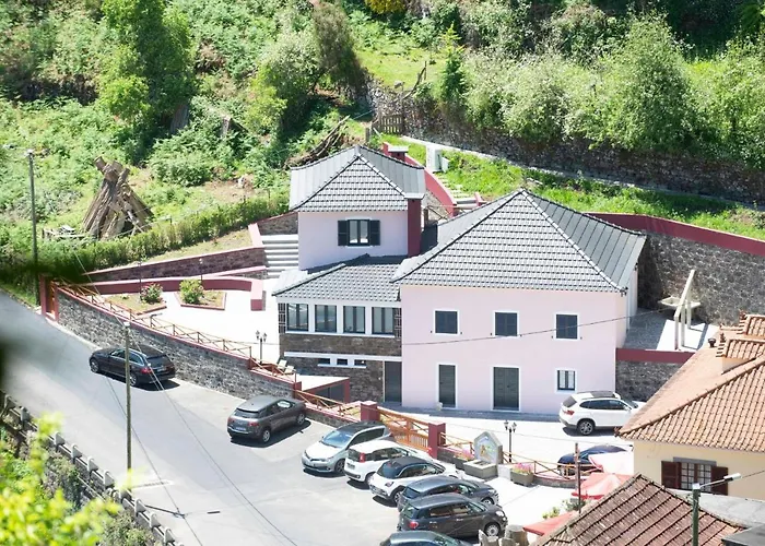 Casa Do Ribeiro Frio