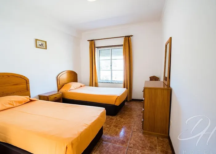 Al Tarik Praia Apartamentos