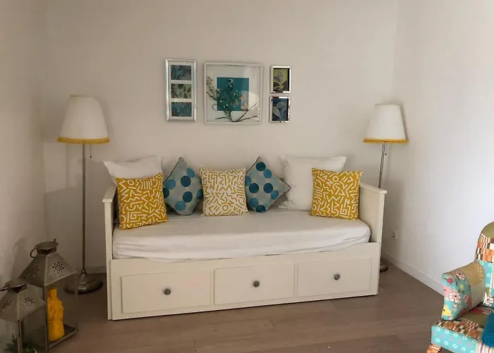 Amazing Beach & Pool Apartment With Garden