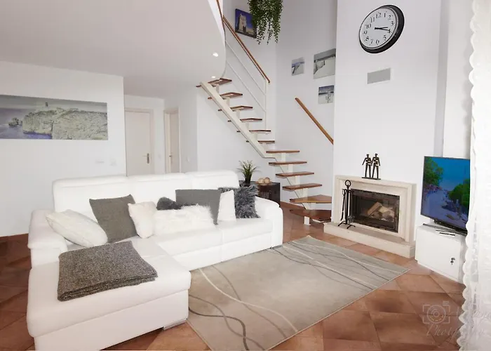 Exclusive Apartments Lisbon - Charneca De Caparica