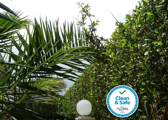 Azores Garden House - Private Suites & Private Apartments