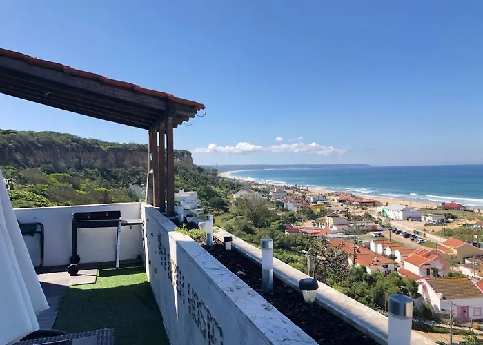 Fonte Da Telha Beach Hostel