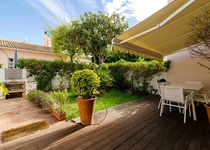 Charming House In Vilamoura With Shared Pool