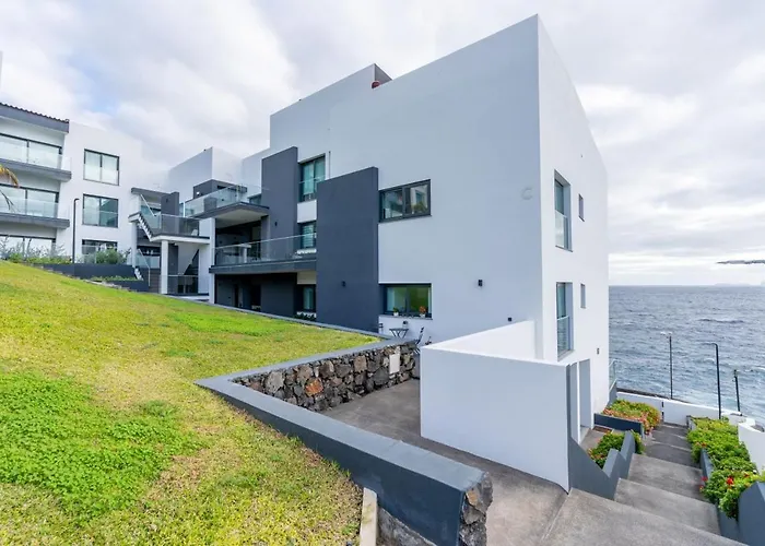 Sea View Balcony By Madeira Sun Travel