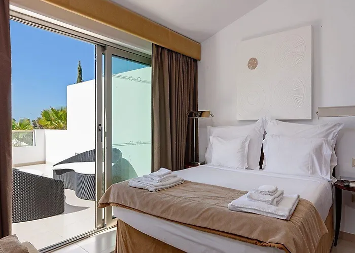 Sao Rafael Holidays
