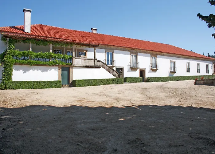 Casa De Vilarinho De S. Romao