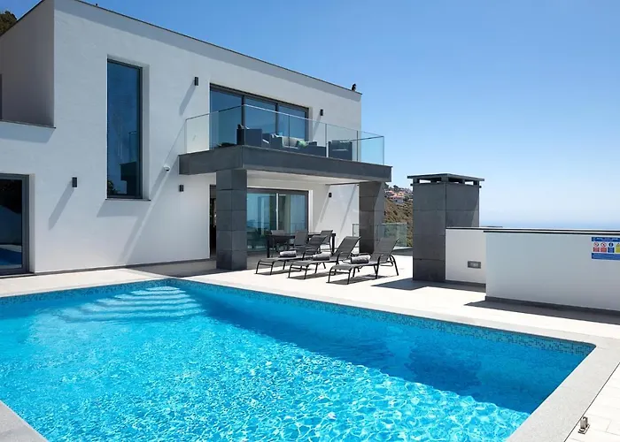 Skyfall Villa