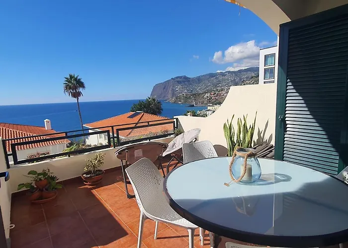 Luzia\'S Apartment - 2 Bedroom Apartment Sleeps 4