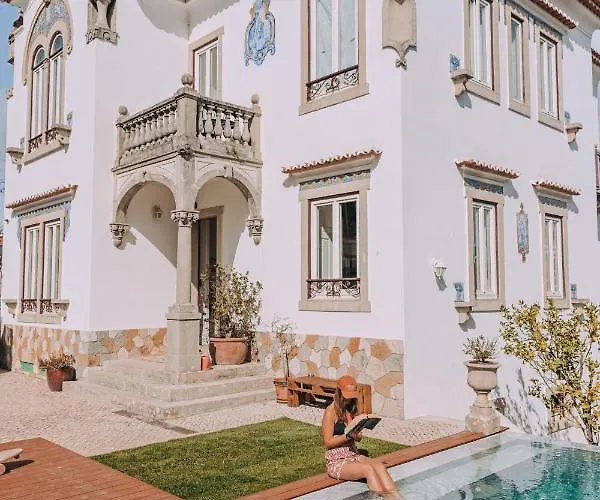 The Salty Pelican Beach Retreat