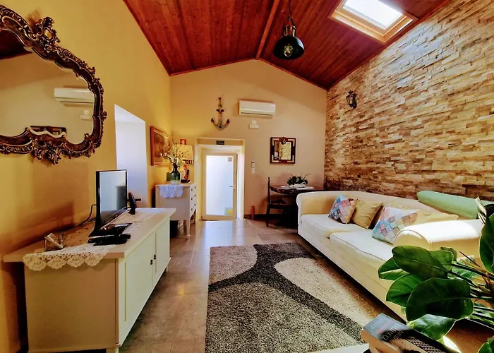 Casa Das Azenhas By Lisbon Village Apartments