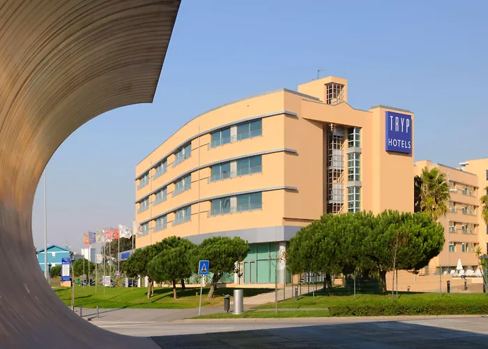 Tryp By Wyndham Porto Expo Hotel