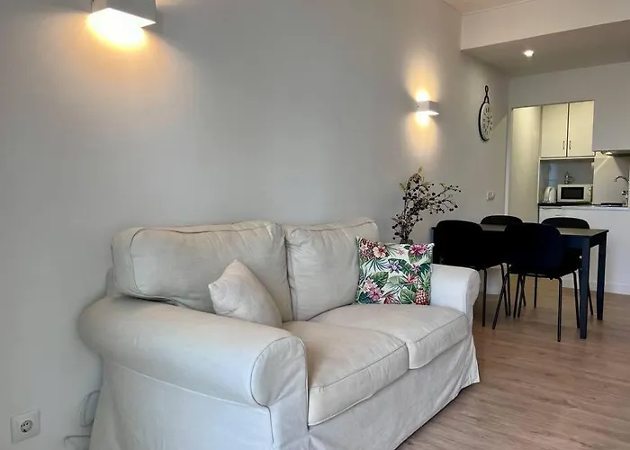 Estoril - Bay View Apartment