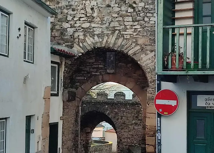 Casa Da Porta De Santo Antonio