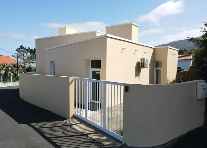 White Pico Lodge