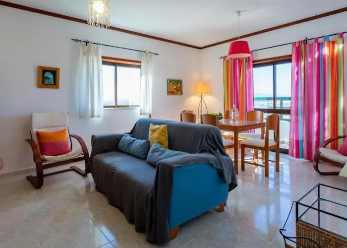 Alvor 2 Bedrooms Balcony Flat