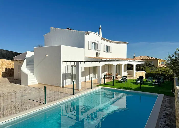 Charming House With Pool And Close To Beaches #1946