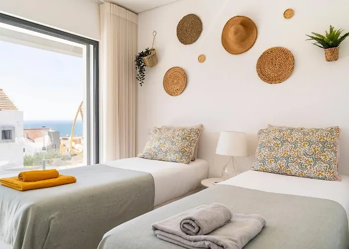 Beach, Ocean View & Bright House Ericeira