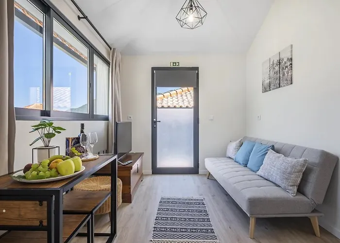 Basalt Dwelling I By Madeira Sun Travel