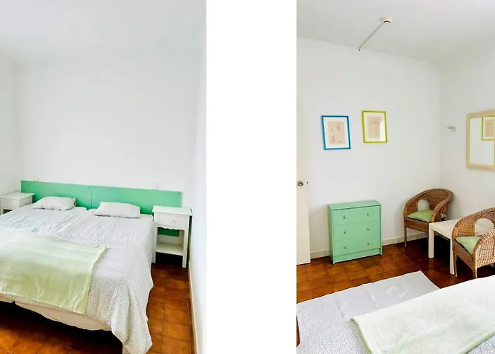 Rich & Poor Hostel Albufeira