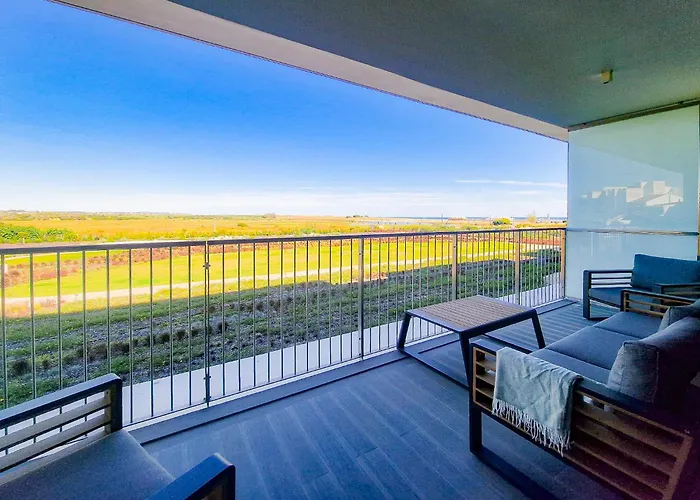 Cond Bayline Cavala - Spa - Pool - Gym - Beach - By Bedzy