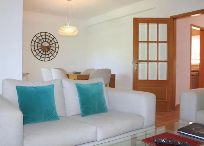 D. Duarte Townhouse