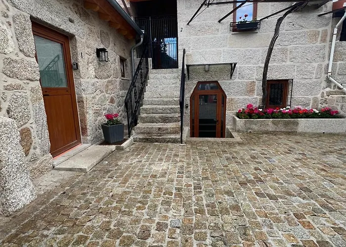 Eido De Bairros - Casa Vinha Da Touca T1