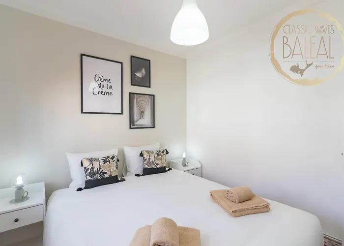 Baleal Classic Waves Guest House
