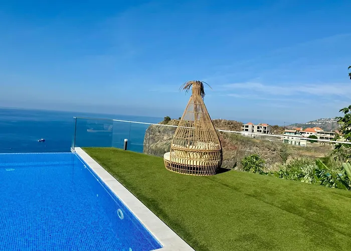 Madeira Sea Sunshine With Heated Pool