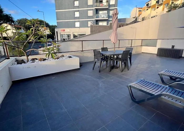 Casa Savannah Sun