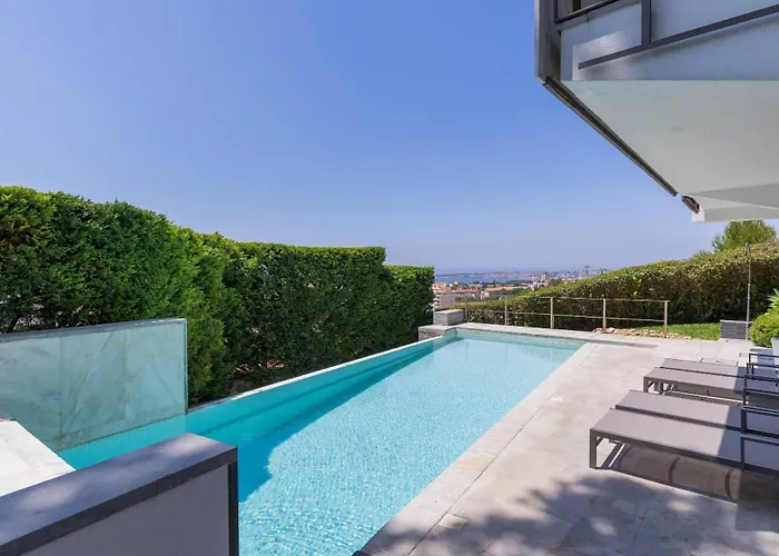 Estoril Oceanview Villa
