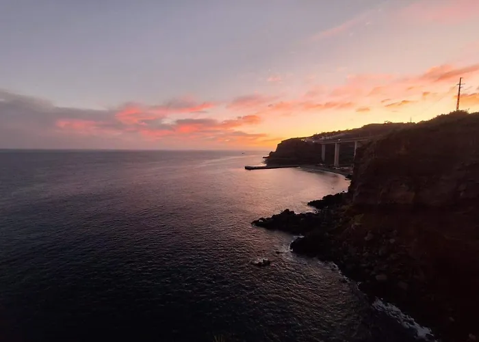 Cliff Residence Ocean View