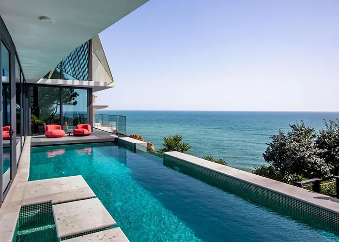 Algarve Villa For Contemporary Design & Sea Views