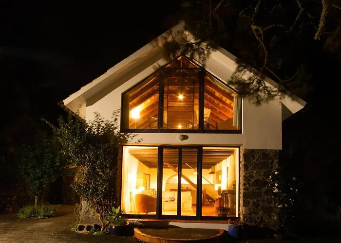 Blue Oceanview Relaxing Cottage