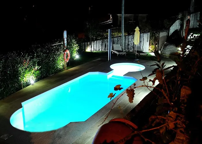 Casa do Penedo