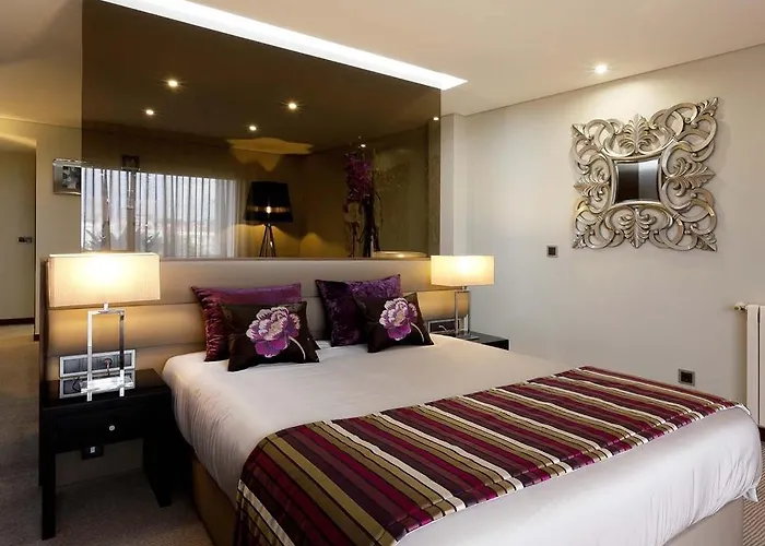 Cardal Hotel