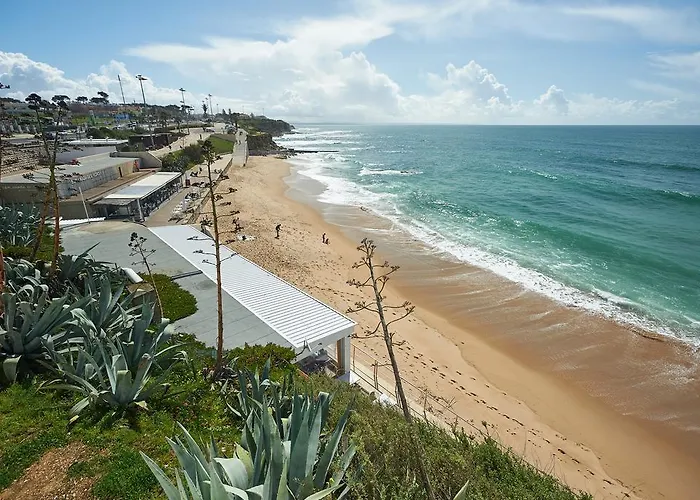 Beach Warehouse S.Pedro Estoril