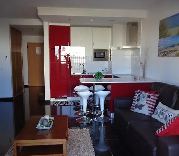 Rochatower Apartment 8F
