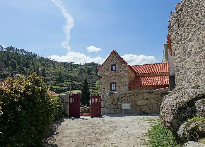 Casas Da Fonte - Serra Da Estrela