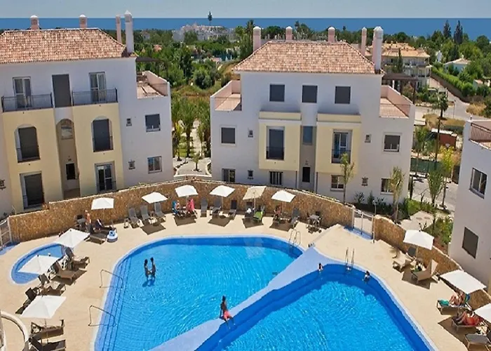 Opomar 2 Bed Apt Ao By Pola