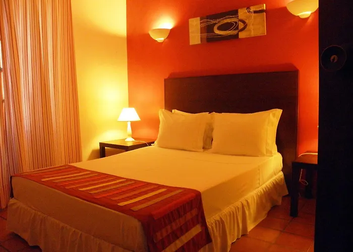 Castilho Guesthouse - Adults Only