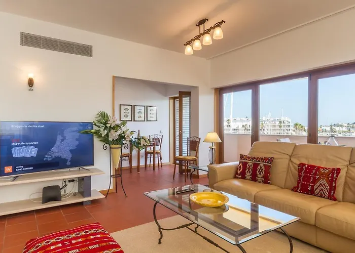 Marina Starboard Apartment, Lagos