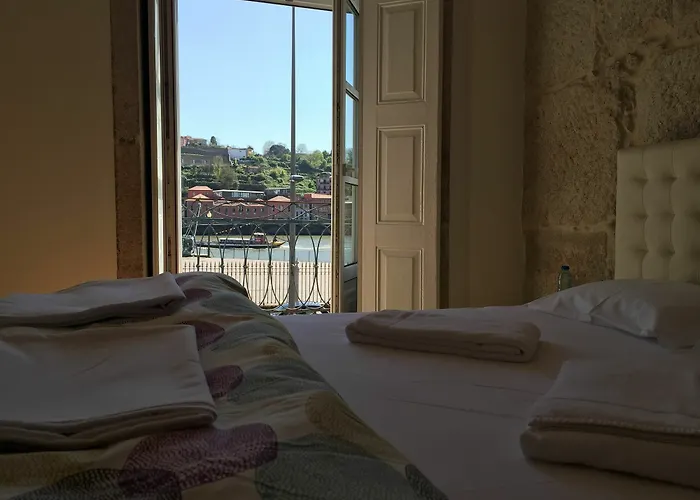Happy Porto Hostel Apartments Villas