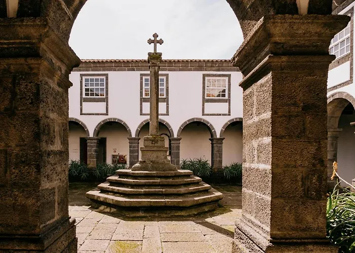 Azores Youth Hostels - Pico