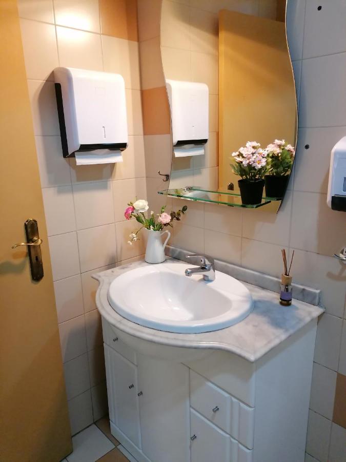 4-as Center Guimaraes