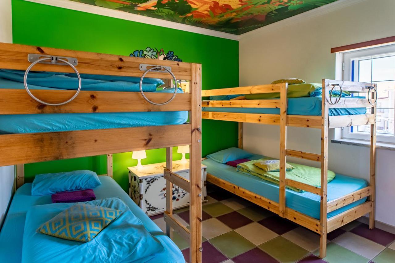 Hostel Captain's Log House *